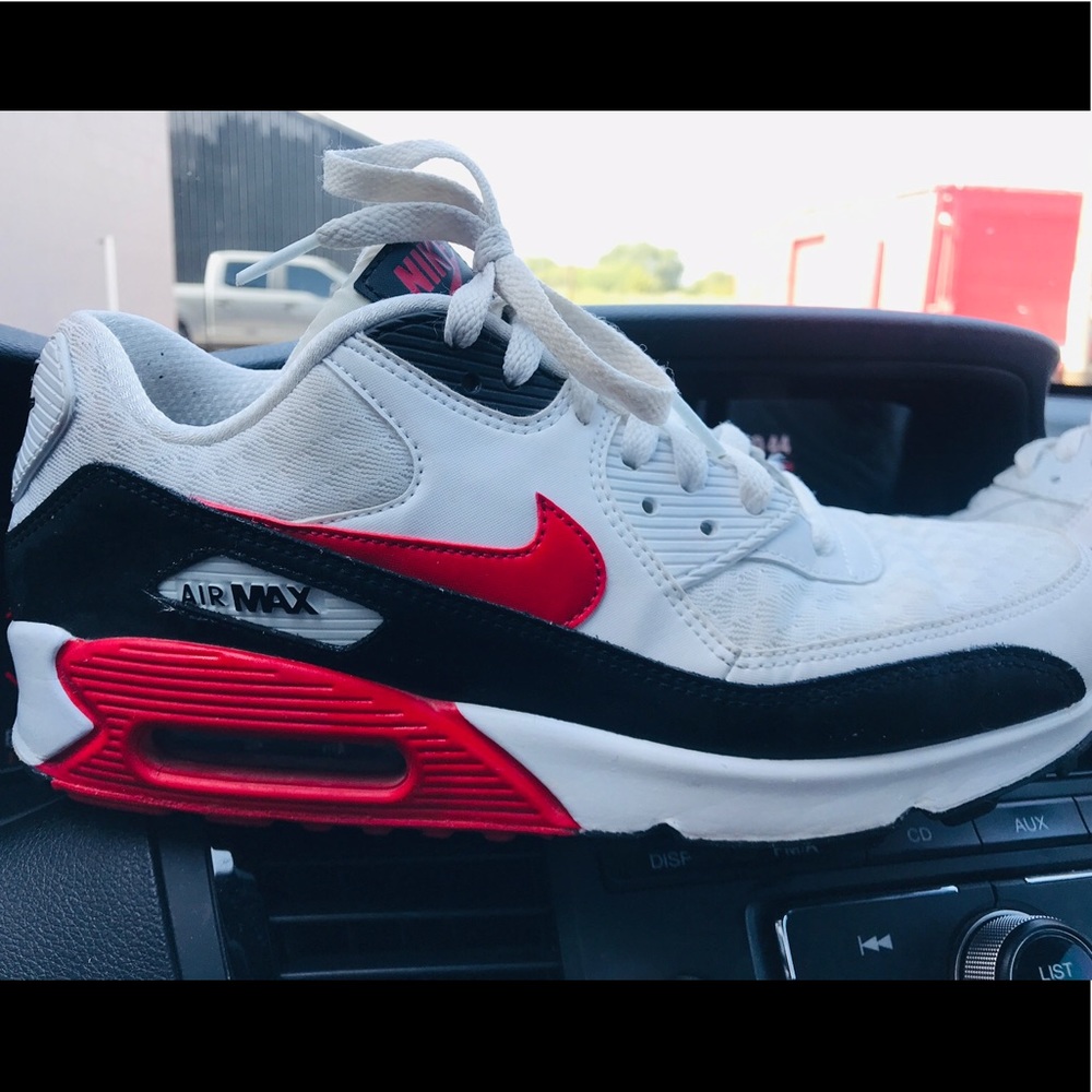 Men’s Nike Air Max 8.5